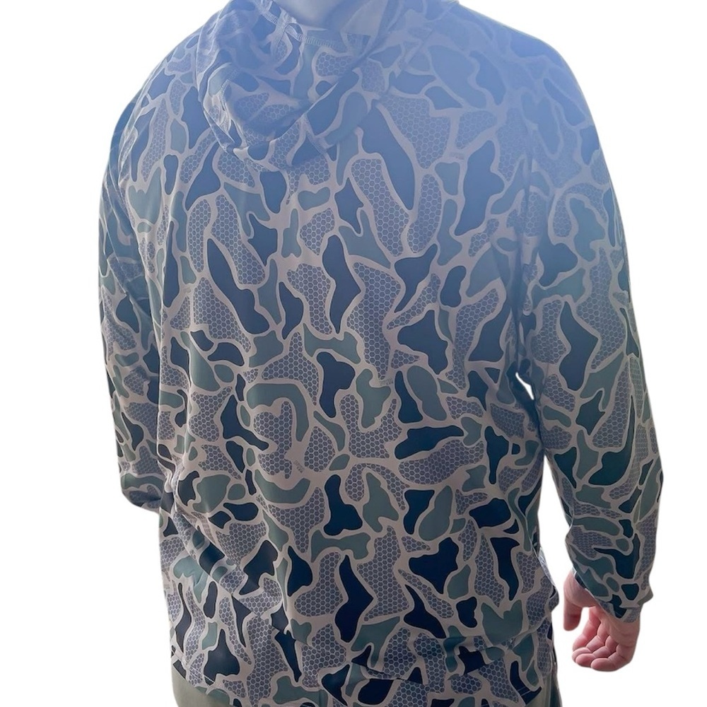 Coosa Cotton Fishing Long Sleeve Hooded Tshirt Camouflage Pocket EUC So Soft L - Picture 7 of 8